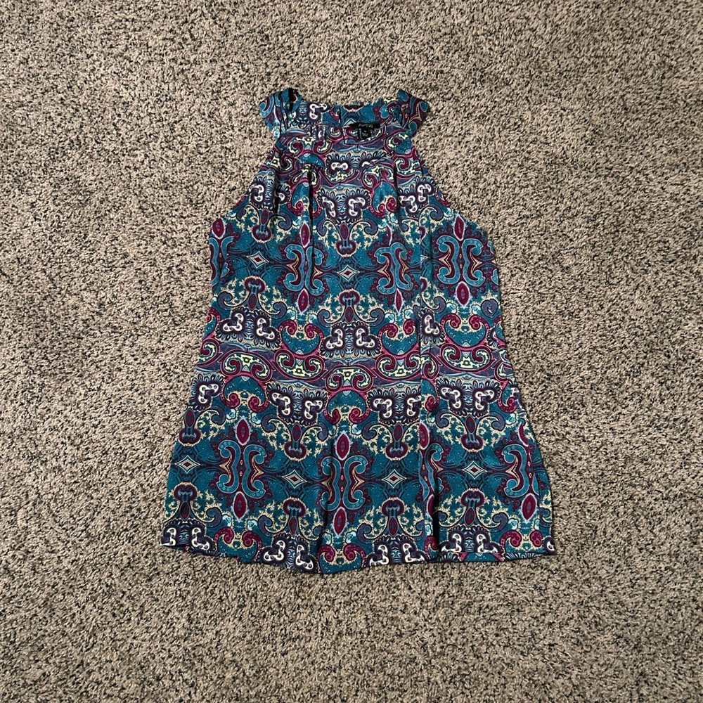 Women’s Apt 9 Colorful Patterned Sleeveless Blouse- Size Medium!